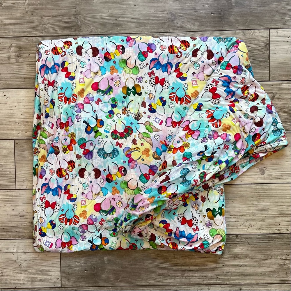 Bamboo Bliss | Disney Ears Bamboo Blanket | Size: 85x65